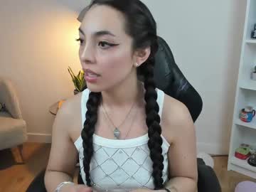 See _bellaevans_ online Now @ gyat.cam