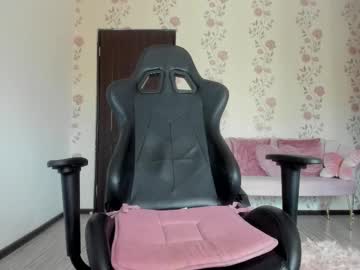 See _elysa online Now @ gyat.cam