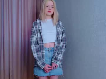 See _starshine online Now @ gyat.cam