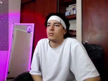 See Aaron_sanz_ online Now @ gyat.cam