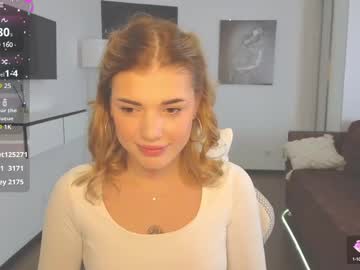 See Adri_dream online Now @ gyat.cam