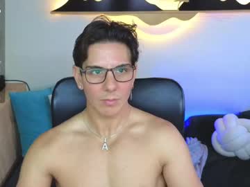 See Al_miko online Now @ gyat.cam