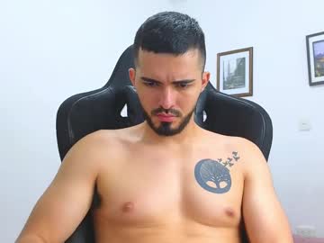 See Alejandroo_7 online Now @ gyat.cam
