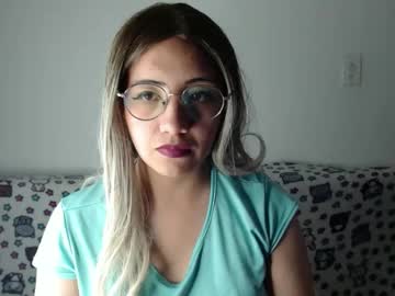 See Amycosplay99 online Now @ gyat.cam