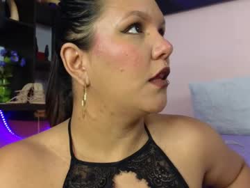 See Axhley_p online Now @ gyat.cam
