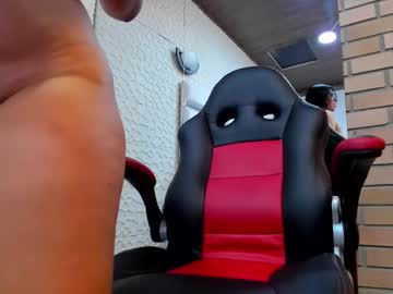 See Bellajhones online Now @ gyat.cam