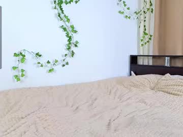 See Candy_flosse online Now @ gyat.cam