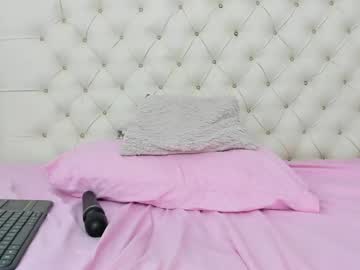 See Cerem_lee online Now @ gyat.cam
