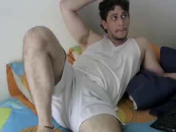 See Chicoinhibido online Now @ gyat.cam