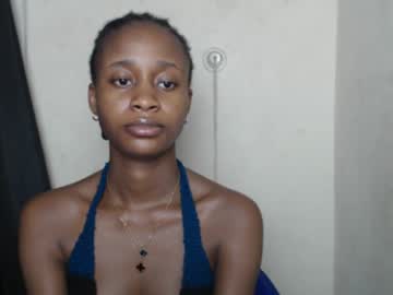See Creamyxmuffin online Now @ gyat.cam
