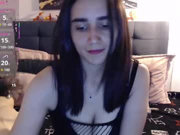See Elowen_halley1 online Now @ gyat.cam