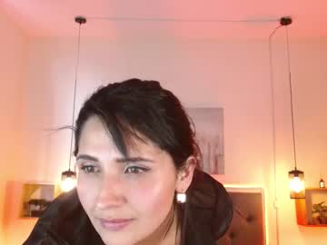 See Emily_leinn online Now @ gyat.cam