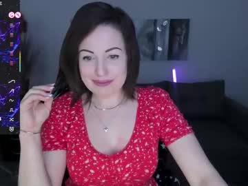 See Emily_midlton online Now @ gyat.cam