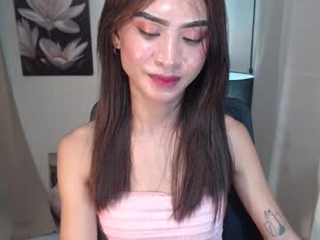 See Enchantriss69 online Now @ gyat.cam