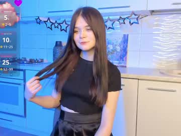 See Helloweenkitty online Now @ gyat.cam