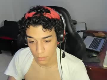 See Isidroglasc online Now @ gyat.cam