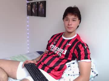 See Jack_walker190 online Now @ gyat.cam
