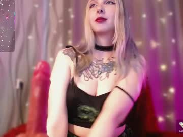 See Justmeowgirl online Now @ gyat.cam