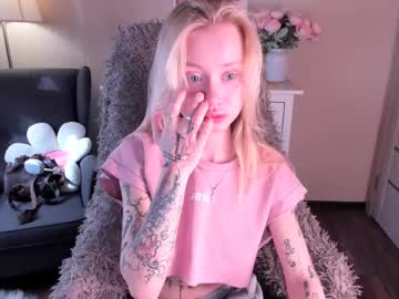 See Kris_grant online Now @ gyat.cam