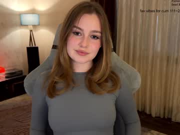 See Ksenomi online Now @ gyat.cam