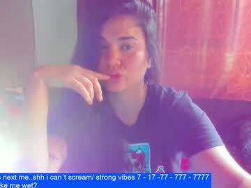 See Laurengirls1 online Now @ gyat.cam
