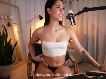 See Madisonlara online Now @ gyat.cam
