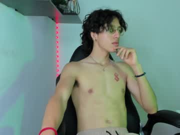 See Manu_vera8 online Now @ gyat.cam