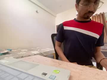 See Maskboyz2003 online Now @ gyat.cam
