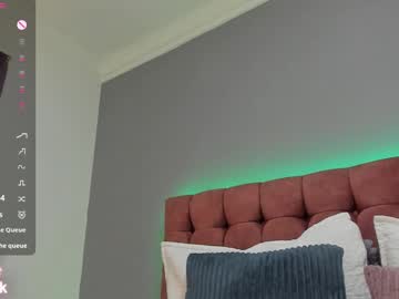 See Milly_ink online Now @ gyat.cam