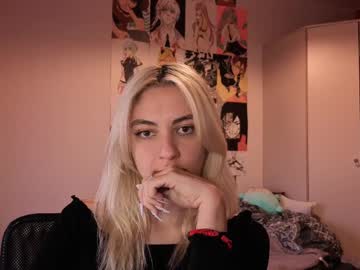 See Misa_lia online Now @ gyat.cam