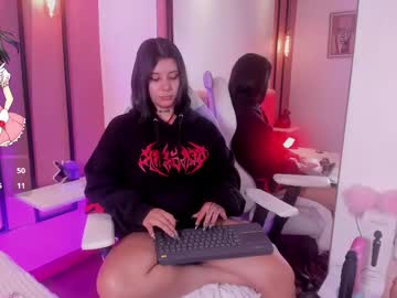 See Nathalia_stone online Now @ gyat.cam