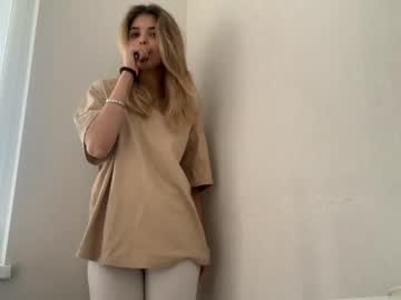 See Naughty_dreams_xo online Now @ gyat.cam
