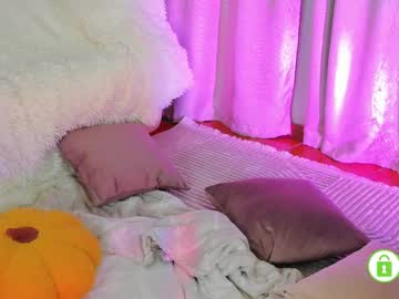 See Peach_mila online Now @ gyat.cam