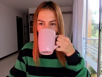 See Rainbow_jenny online Now @ gyat.cam
