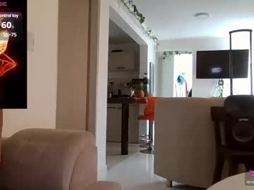 See Saramartinez100 online Now @ gyat.cam