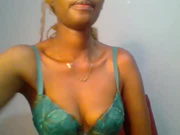 See Sexie_love online Now @ gyat.cam