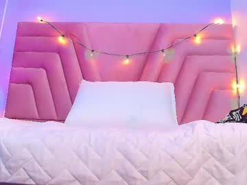 See Skinnyandcute_ online Now @ gyat.cam