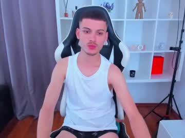 See Stashott69 online Now @ gyat.cam