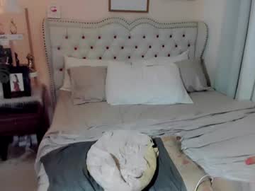 See Sweethoney369 online Now @ gyat.cam
