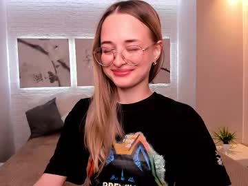 See Tiffanyhunt online Now @ gyat.cam