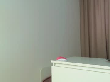 See Trixie_taylor online Now @ gyat.cam