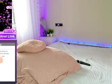 See Vik_and_love online Now @ gyat.cam
