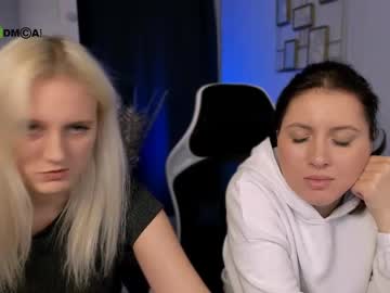 See Vikki_smith1 online Now @ gyat.cam