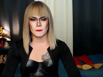 See Xyournightmarequeenx online Now @ gyat.cam